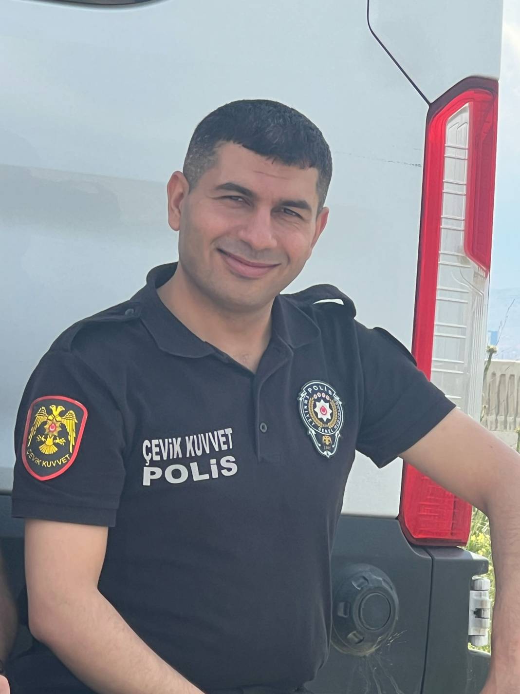 Konya’daki kazada can veren polis memuru Yusuf Yılmaz ve eşine acı veda 4